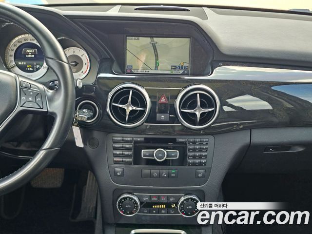 Mercedes-Benz GLK-Class 2015 — photo 14