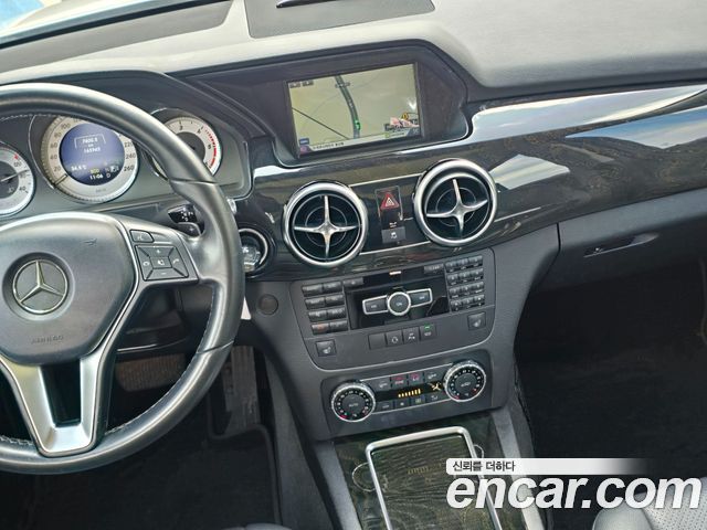 Mercedes-Benz GLK-Class 2015 — photo 15