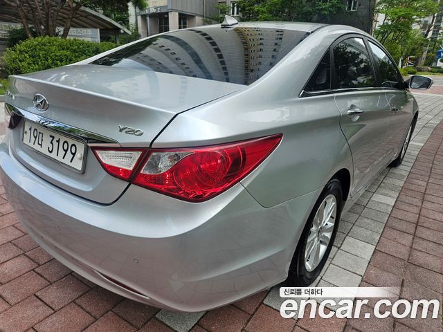 Hyundai Sonata 2010 — photo 4