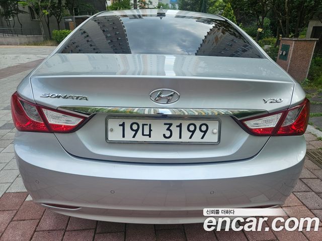 Hyundai Sonata 2010 — photo 5