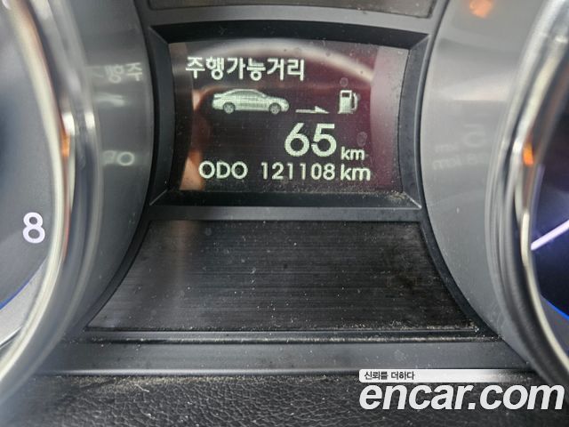 Hyundai Sonata 2010 — photo 12
