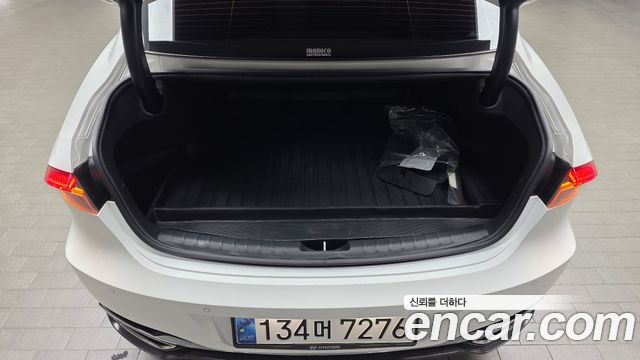 Hyundai Grandeur 2022 — photo 24