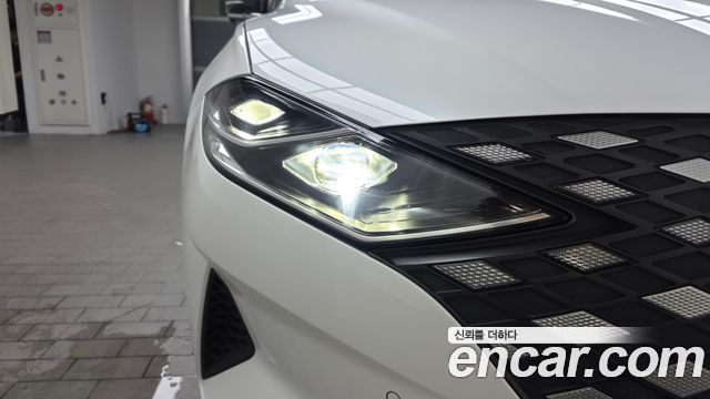 Hyundai Grandeur 2022 — photo 8