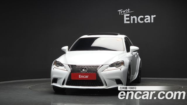 Lexus IS 2014 — photo 3