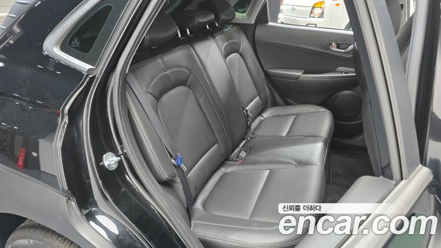 Hyundai Kona 2018 — photo 12