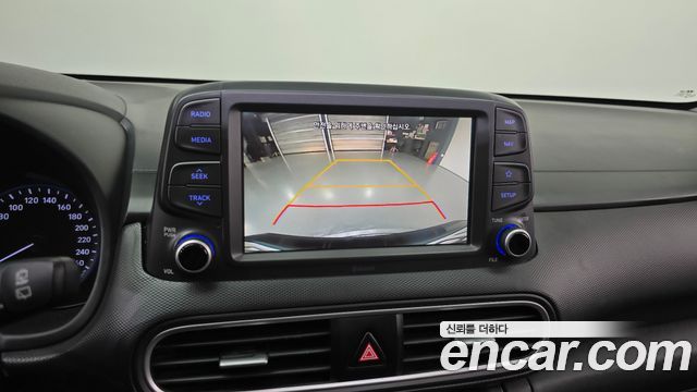 Hyundai Kona 2018 — photo 16