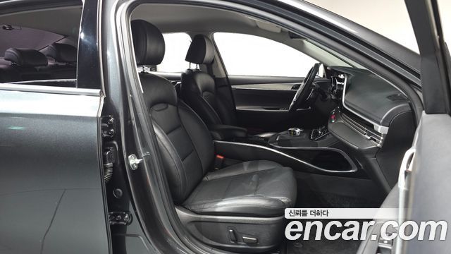 Hyundai Grandeur 2021 — photo 17