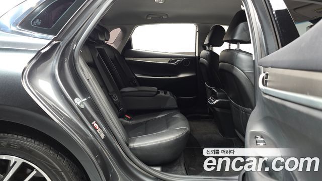 Hyundai Grandeur 2021 — photo 18