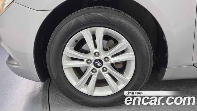 Hyundai Sonata 2010 — photo 5