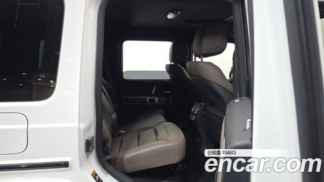 Mercedes-Benz G-Class 2025 — photo 12