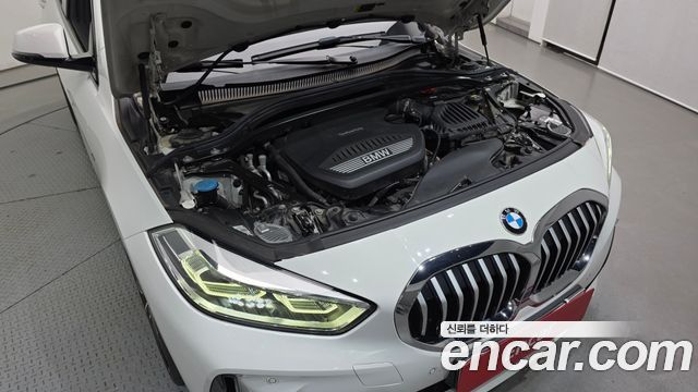 BMW 1-Series 2020 — photo 6