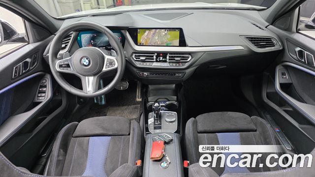 BMW 1-Series 2020 — photo 10