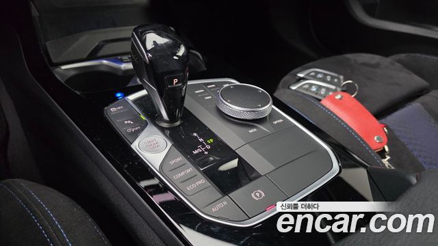 BMW 1-Series 2020 — photo 12