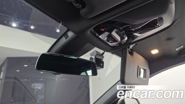 BMW 1-Series 2020 — photo 29