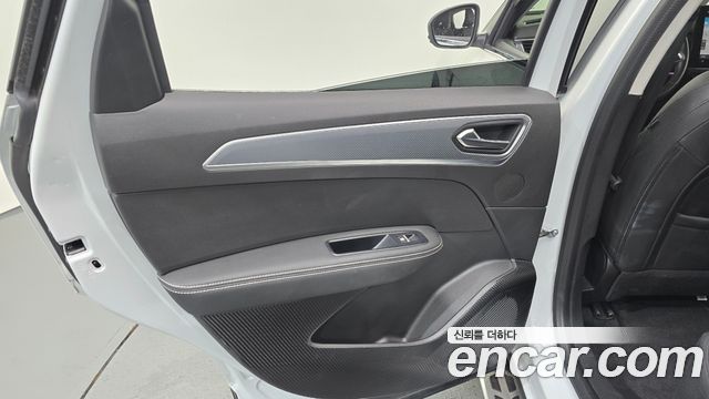 Renault Korea XM3 2023 — photo 15