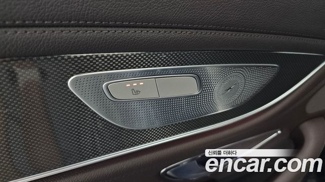 Mercedes-Benz CLS-Class 2019 — photo 17