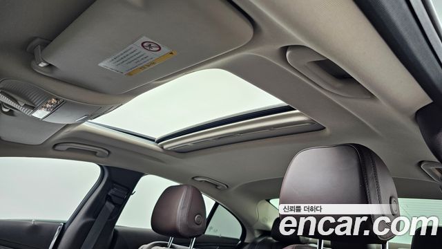 Mercedes-Benz CLS-Class 2019 — photo 19