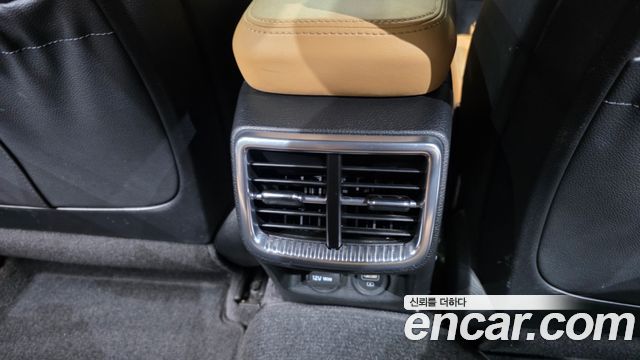 Kia K5 2021 — photo 25