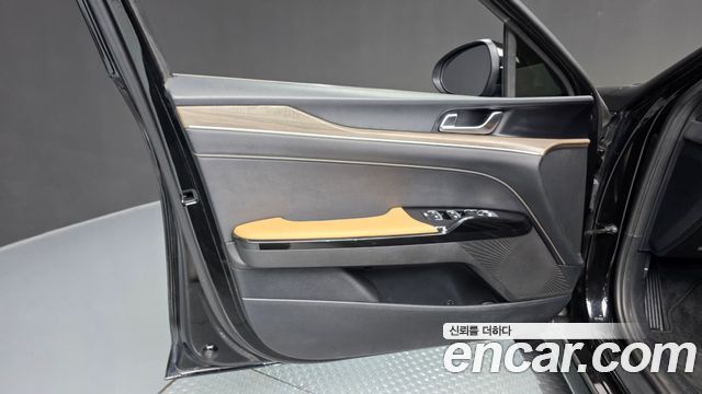 Kia K5 2021 — photo 14