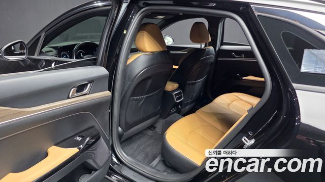 Kia K5 2021 — photo 16