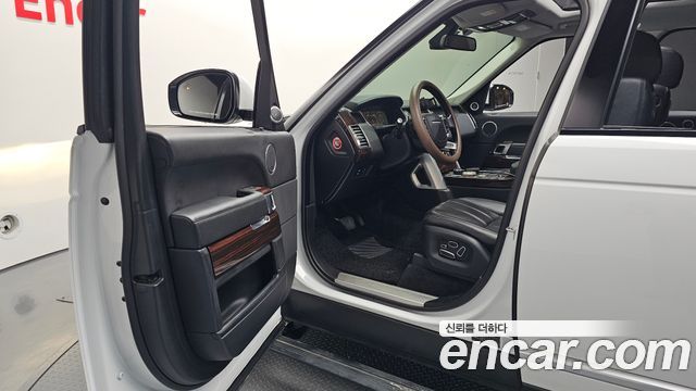 Land Rover Range Rover 2015 — photo 10