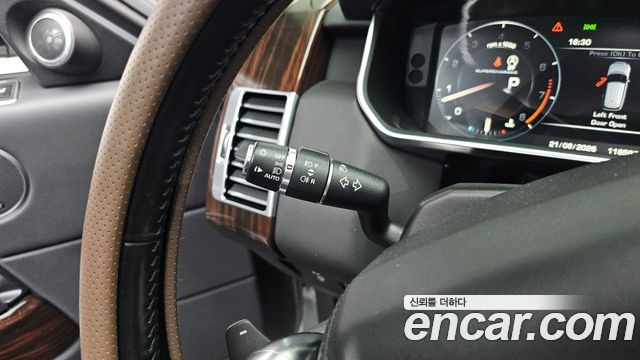 Land Rover Range Rover 2015 — photo 18