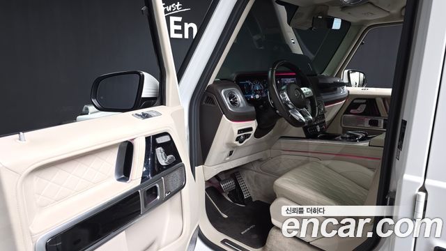Mercedes-Benz G-Class 2021 — photo 13