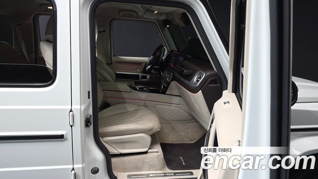 Mercedes-Benz G-Class 2021 — photo 17