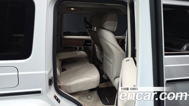 Mercedes-Benz G-Class 2021 — photo 18