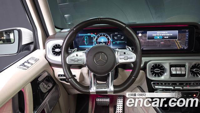Mercedes-Benz G-Class 2021 — photo 19