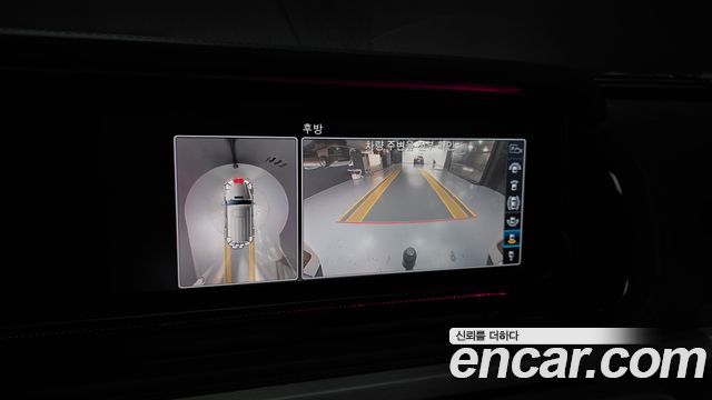 Mercedes-Benz G-Class 2021 — photo 21