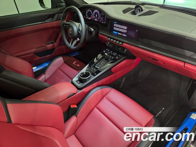 Porsche 911 2025 — photo 9