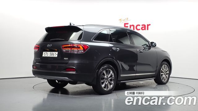 Kia Sorento 2015 — photo 2