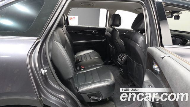 Kia Sorento 2015 — photo 12