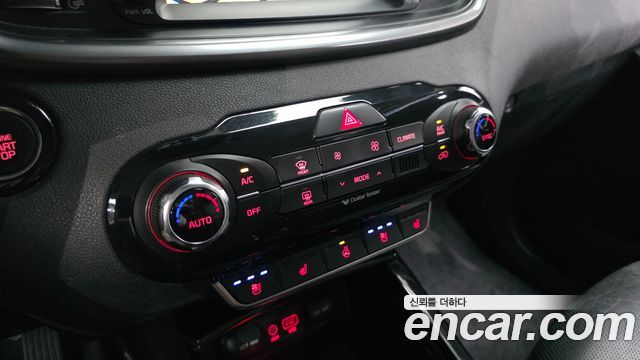 Kia Sorento 2015 — photo 16