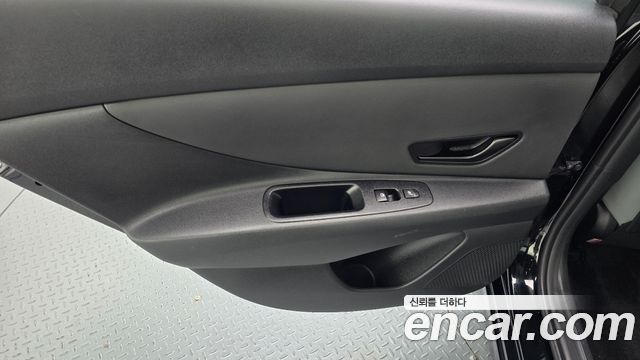 Hyundai AVANTE 2025 — photo 15