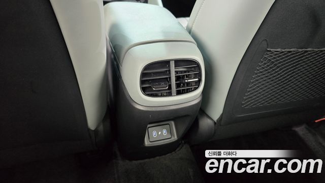 Hyundai AVANTE 2025 — photo 31