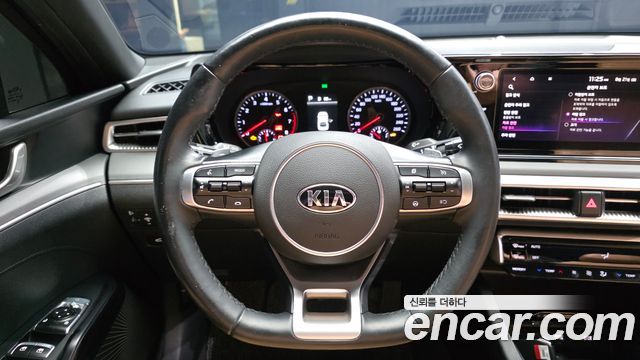 Kia K5 2020 — photo 19