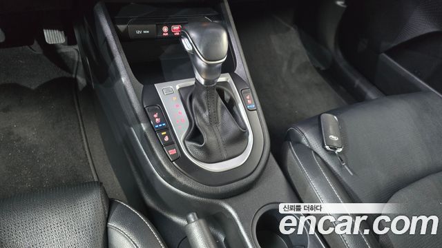 Kia K3 2019 — photo 12