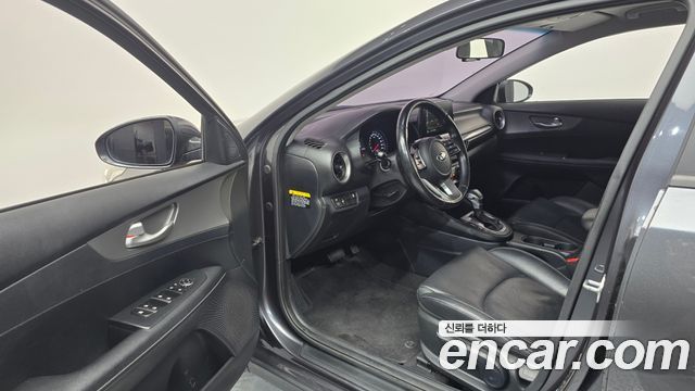 Kia K3 2019 — photo 13