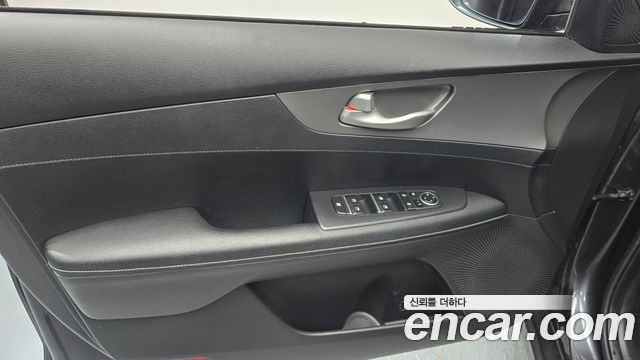 Kia K3 2019 — photo 14