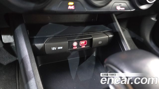Kia K3 2019 — photo 30