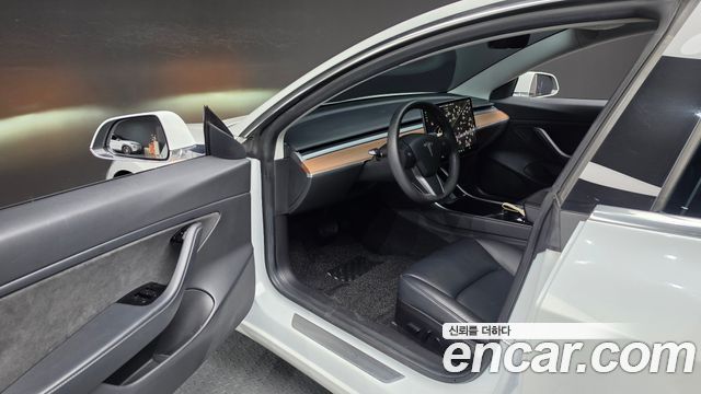 Tesla Model 3 2020 — photo 13