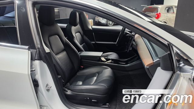 Tesla Model 3 2020 — photo 16