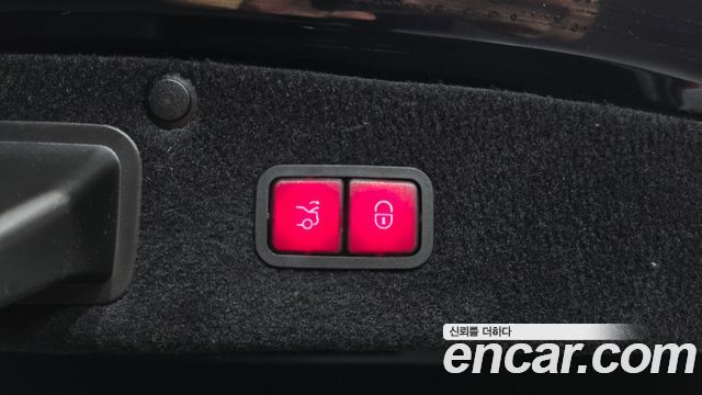 Mercedes-Benz S-Class 2019 — photo 24
