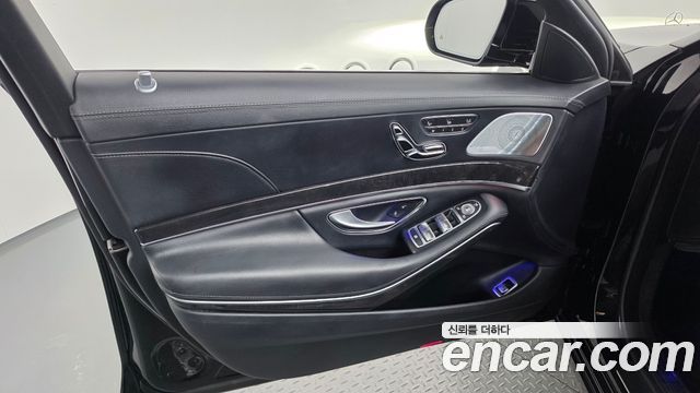 Mercedes-Benz S-Class 2019 — photo 14