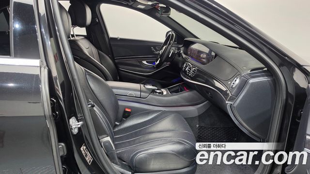 Mercedes-Benz S-Class 2019 — photo 16