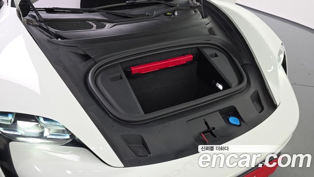 Porsche Taycan 2021 — photo 6