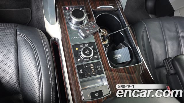 Land Rover Range Rover 2015 — photo 9