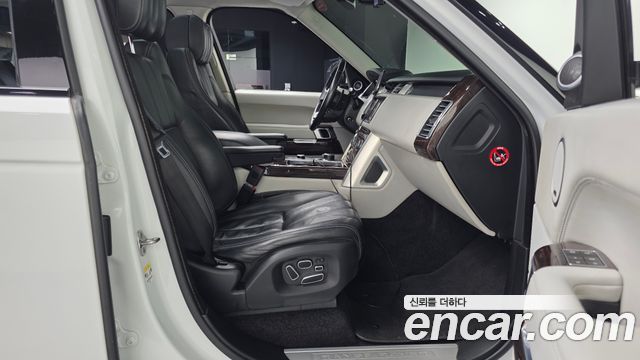 Land Rover Range Rover 2015 — photo 11